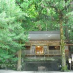 Chokushi Den of Suwa Taisha (Photo by Kotodamaya)